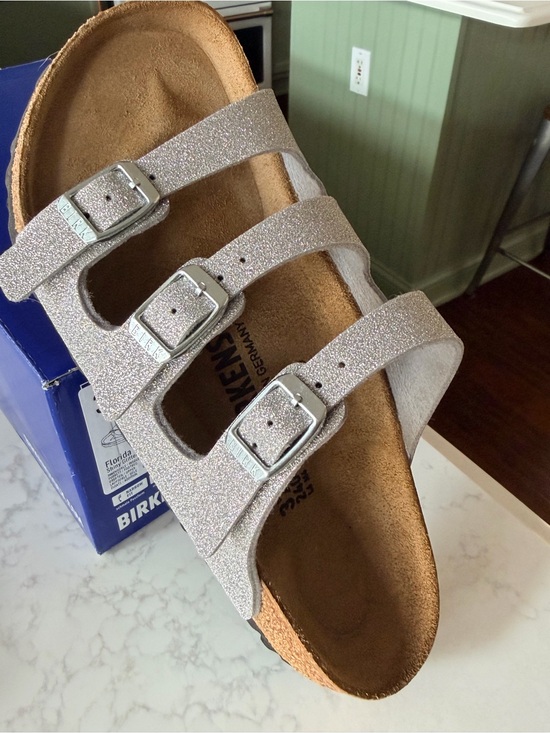 Birkenstock Shoes - Birkenstock Silver Sparkly Glitter Florida BS Sandals Box